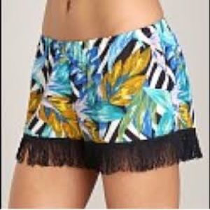 Show me your mumu tassel short